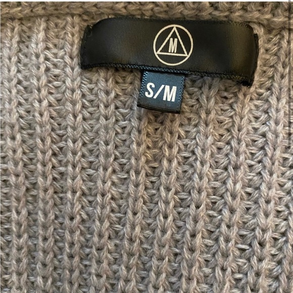 Missguided sweater tunic dress - Picture 2 of 2